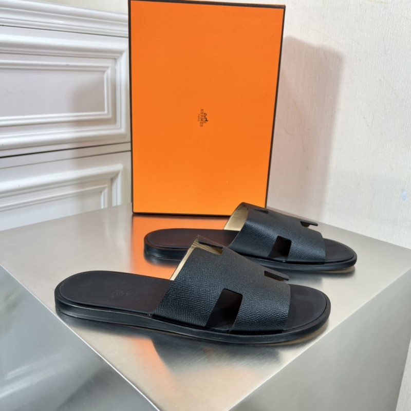 H**mes slippers
